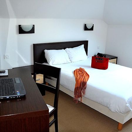 Hotel Les Benedictins 리모주 객실 사진
