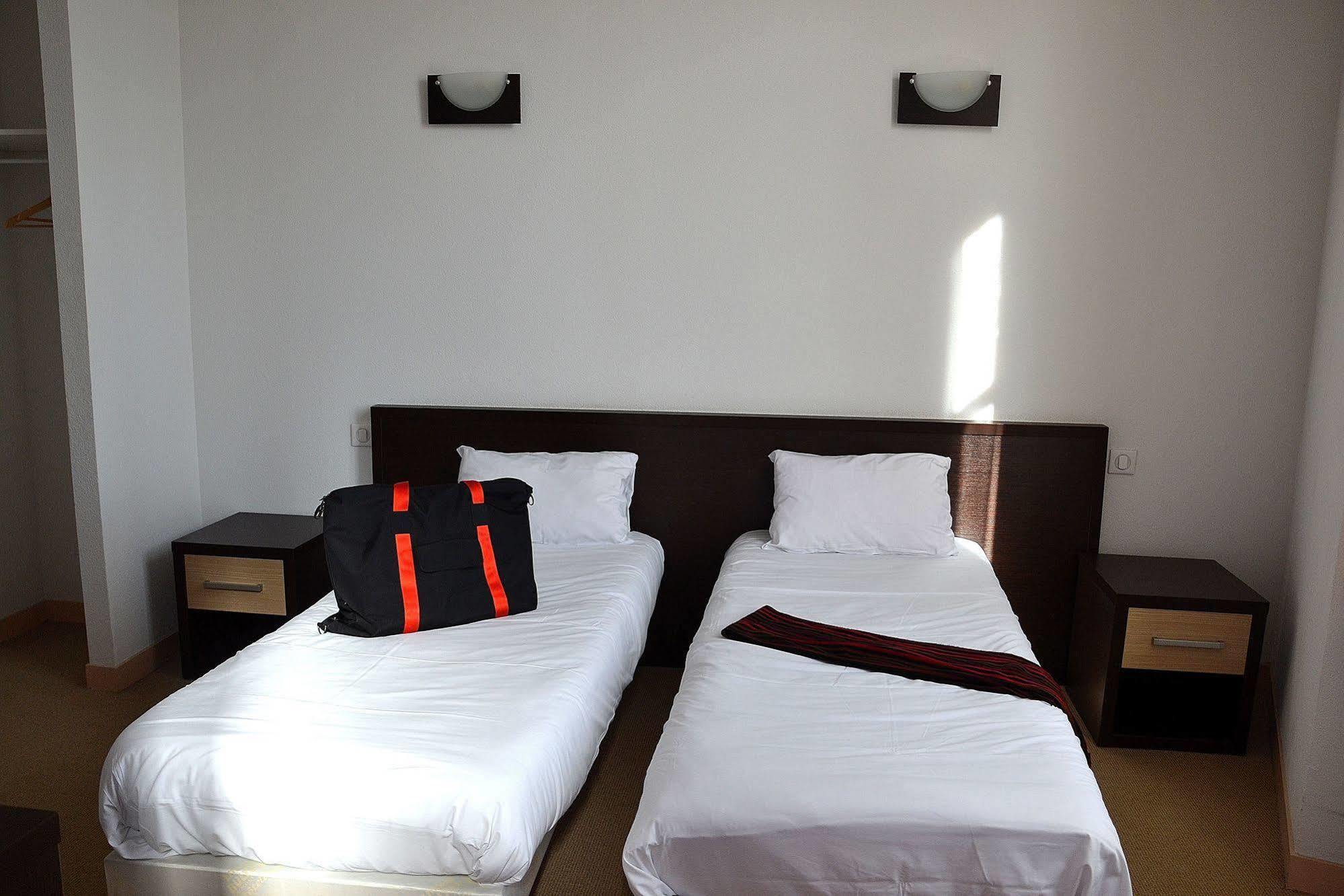 Hotel Les Benedictins 리모주 외부 사진